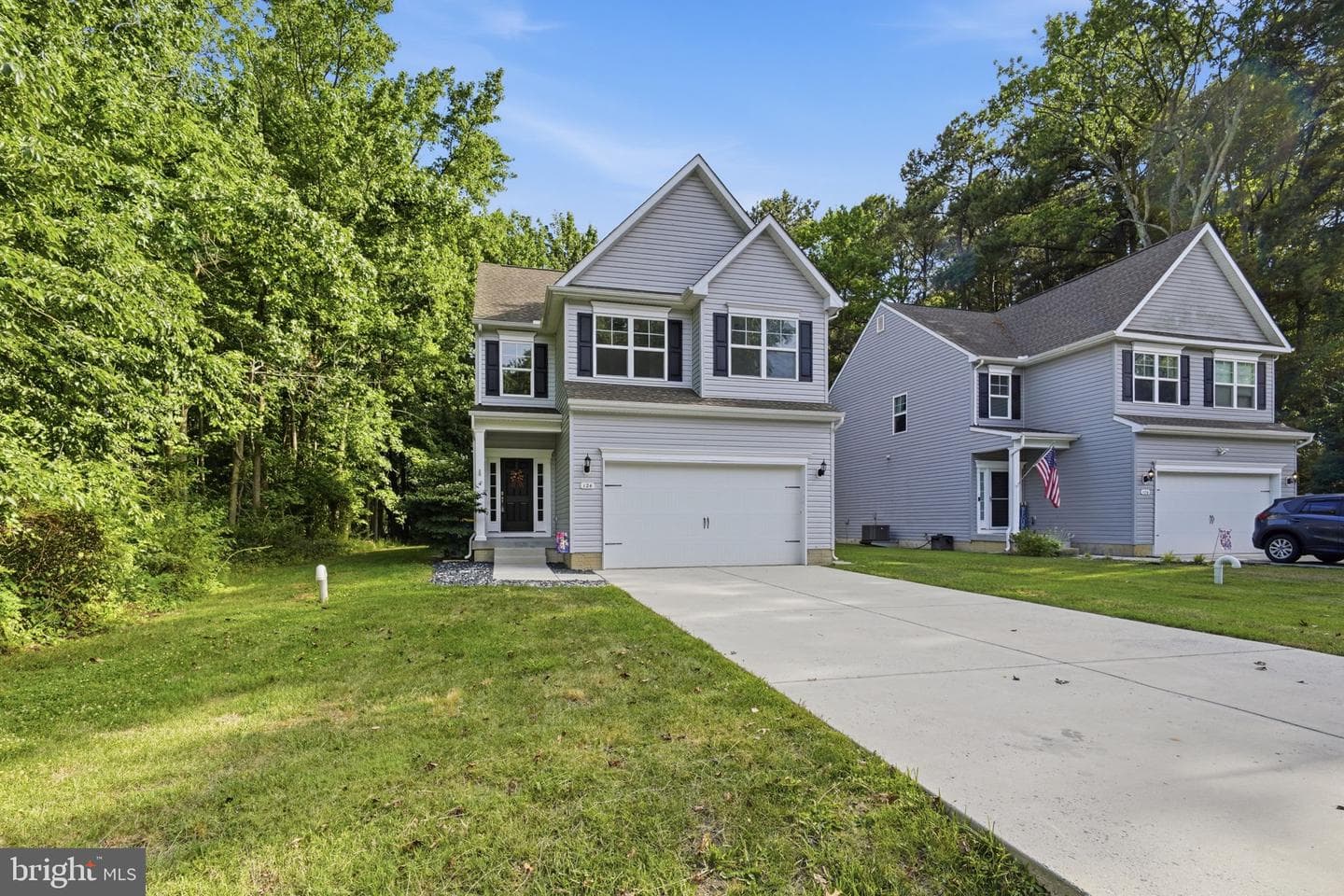 124 Riverside Drive photo 4