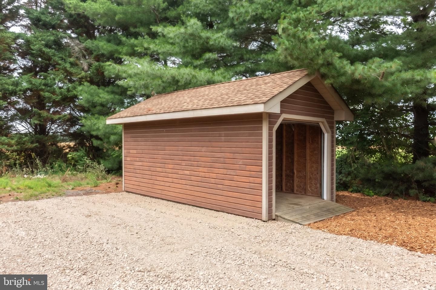 101 Chestnut Lane photo 47