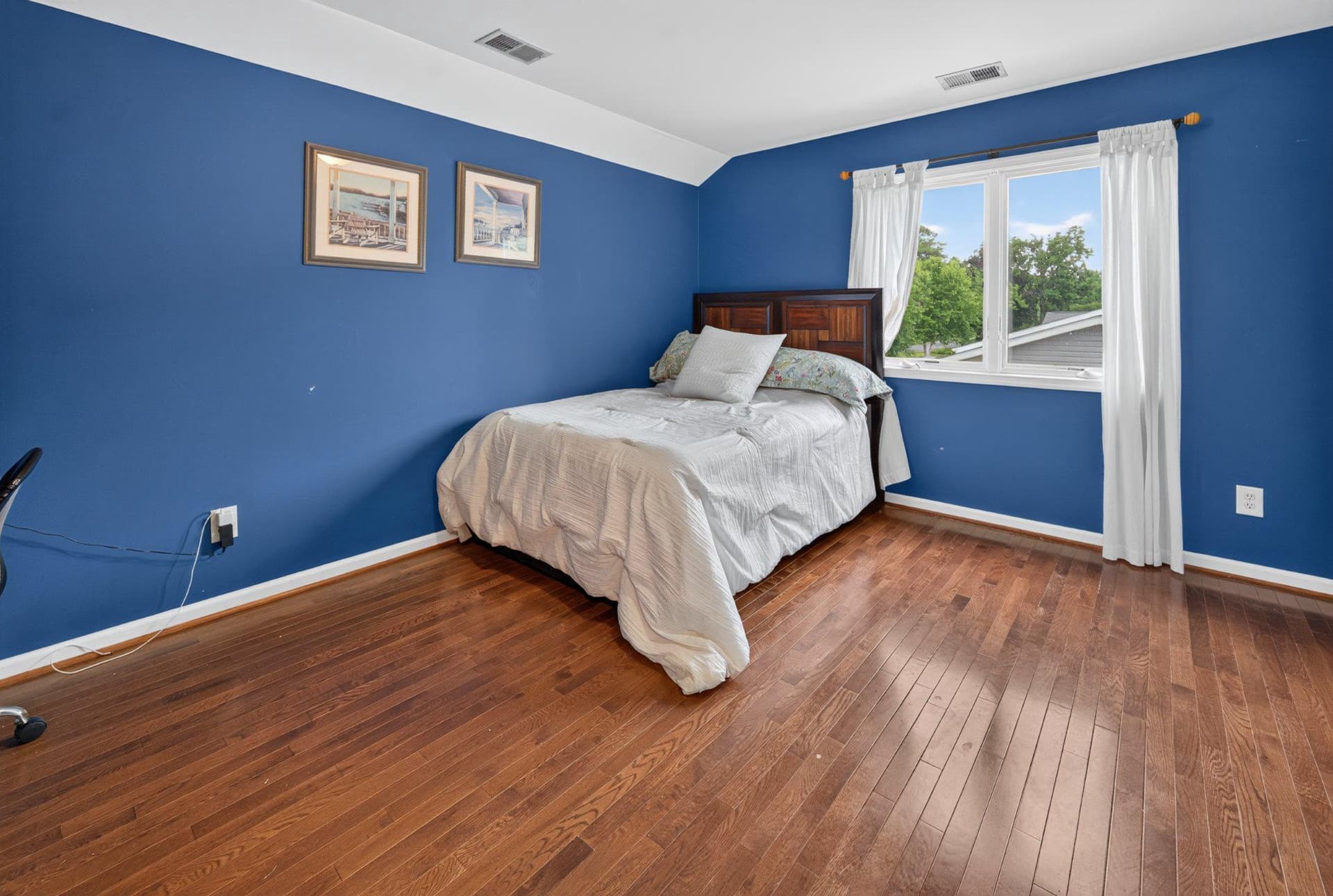 602 Victoria Drive photo 25