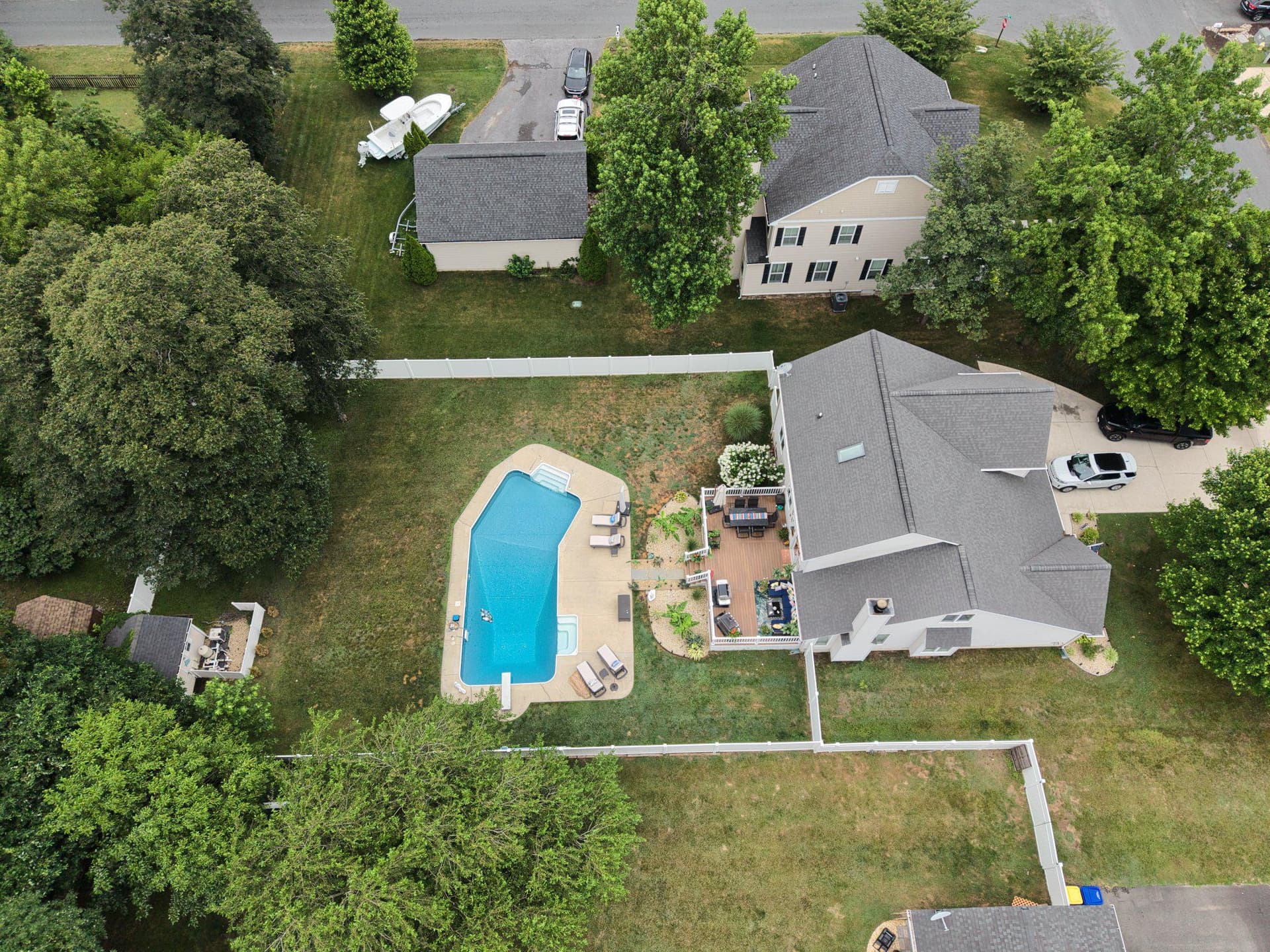 602 Victoria Drive photo 30