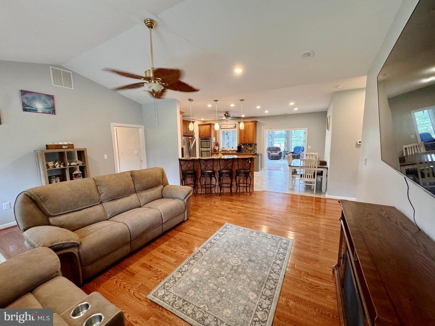 1212 Rabbit Hill Road photo 12