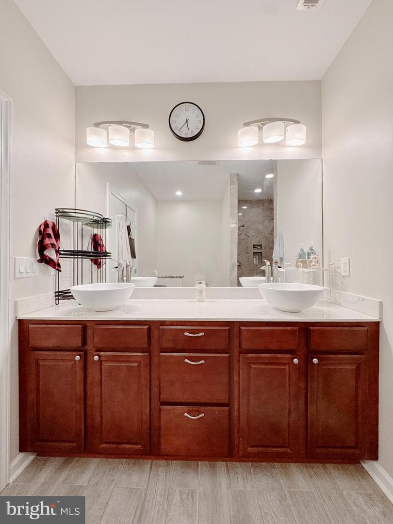 1212 Rabbit Hill Road photo 28