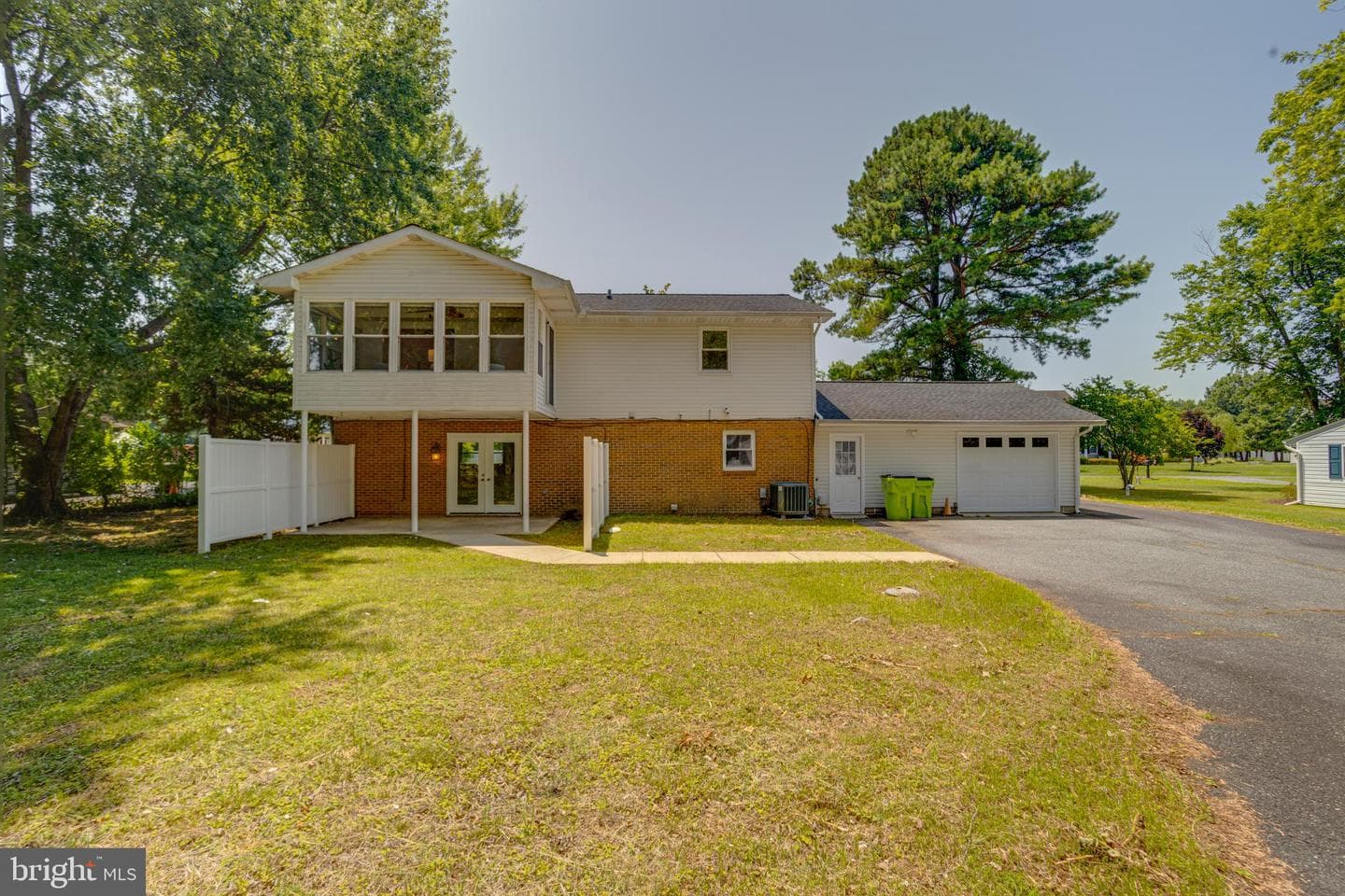 114 Cedar Road photo 76
