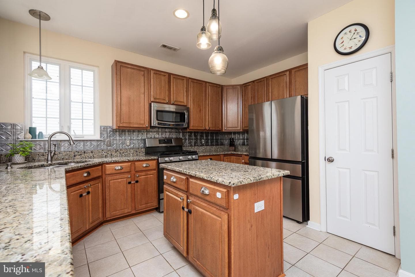 324 Web Foot Lane photo 14