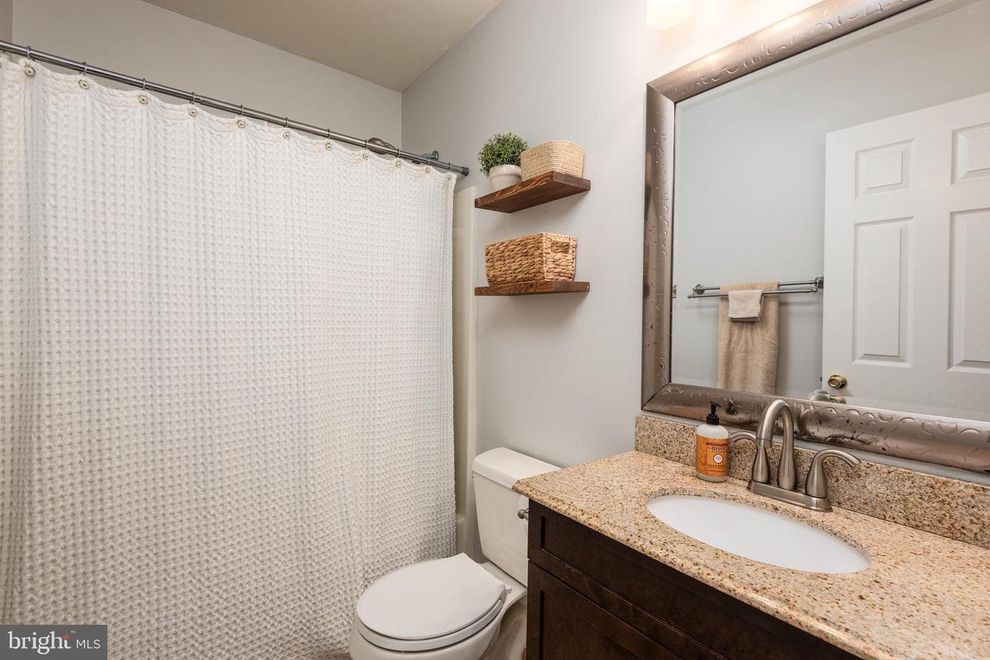324 Web Foot Lane photo 31
