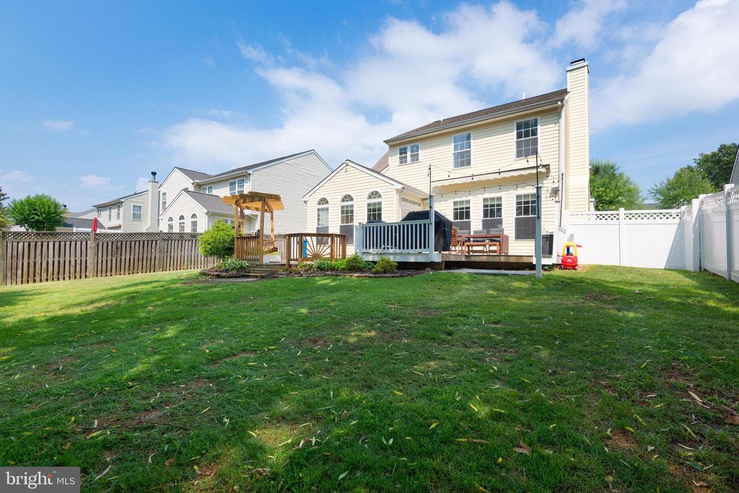 324 Web Foot Lane photo 35