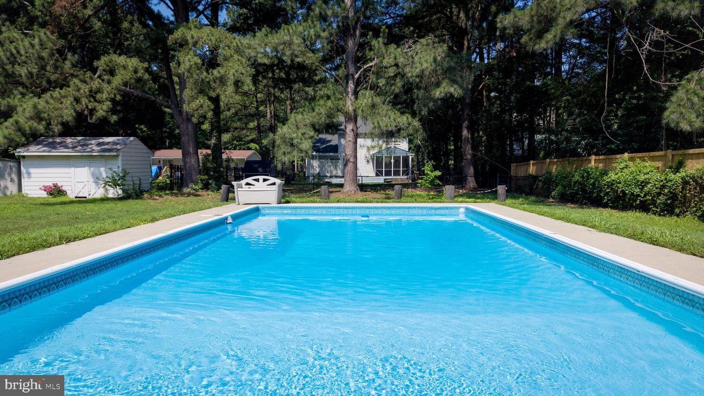 132 Pennick Drive photo 37