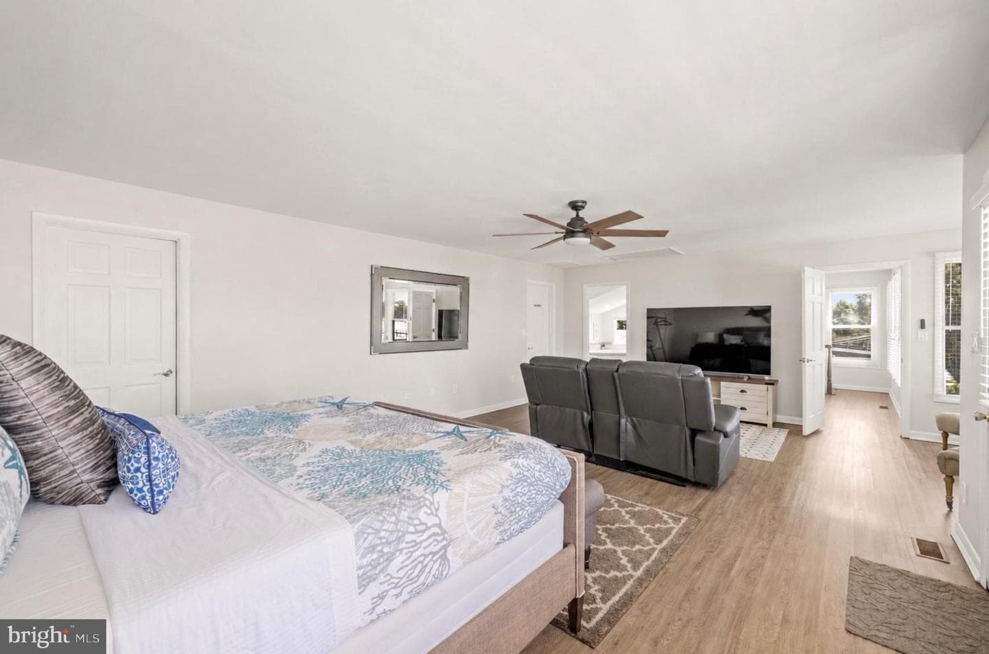 2702 Sherman Drive photo 35