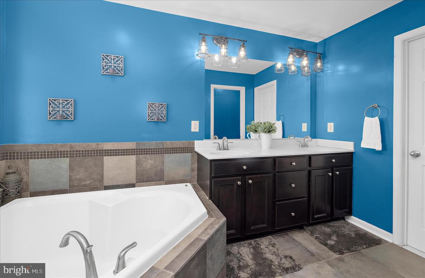 427 Brookfield Drive photo 33