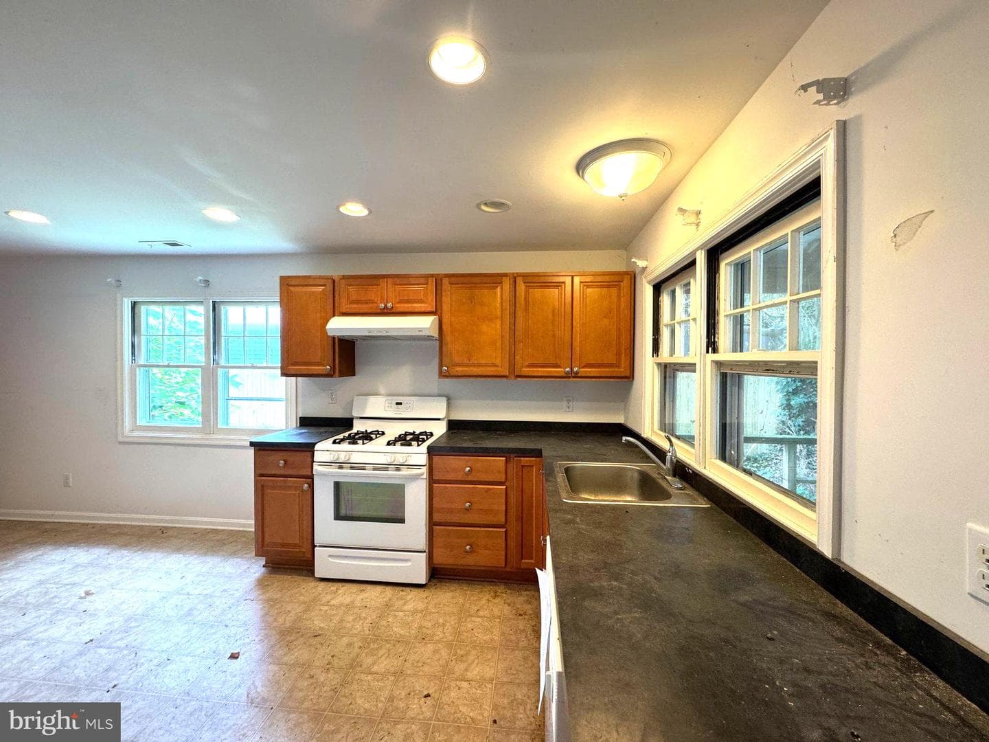 104 Turpins Lane photo 7