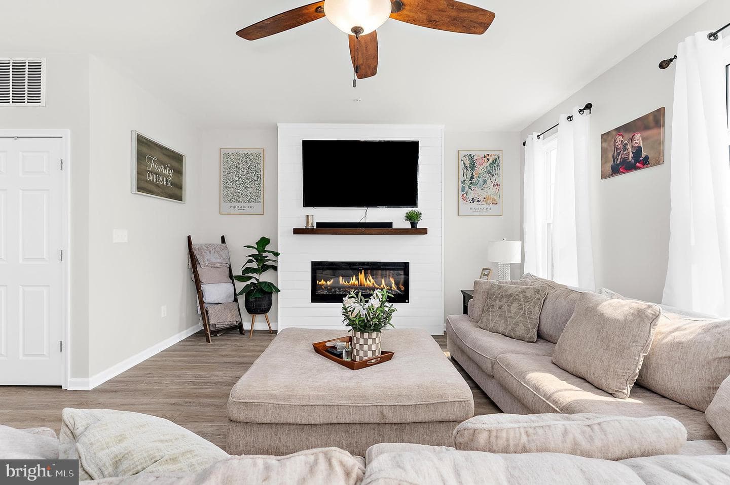 102 Sophie Lane photo 11