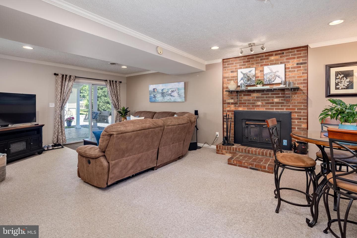 729 Kimberly Way photo 22