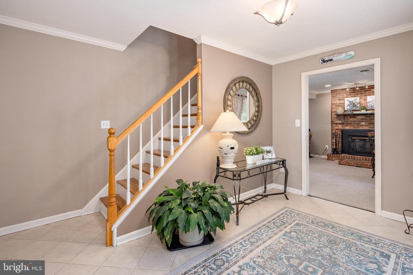 729 Kimberly Way photo 3