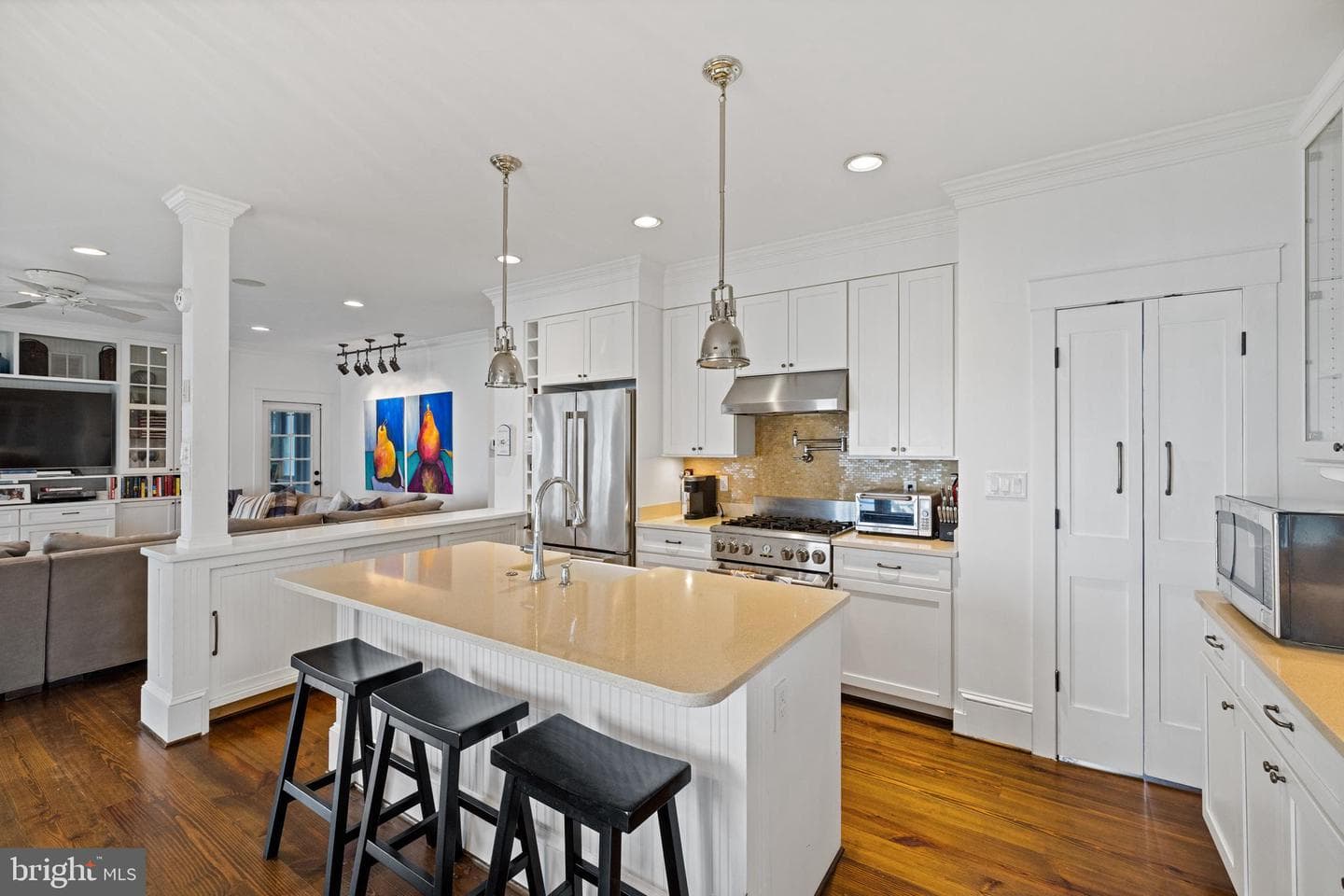 366 Queen Anne Road photo 6