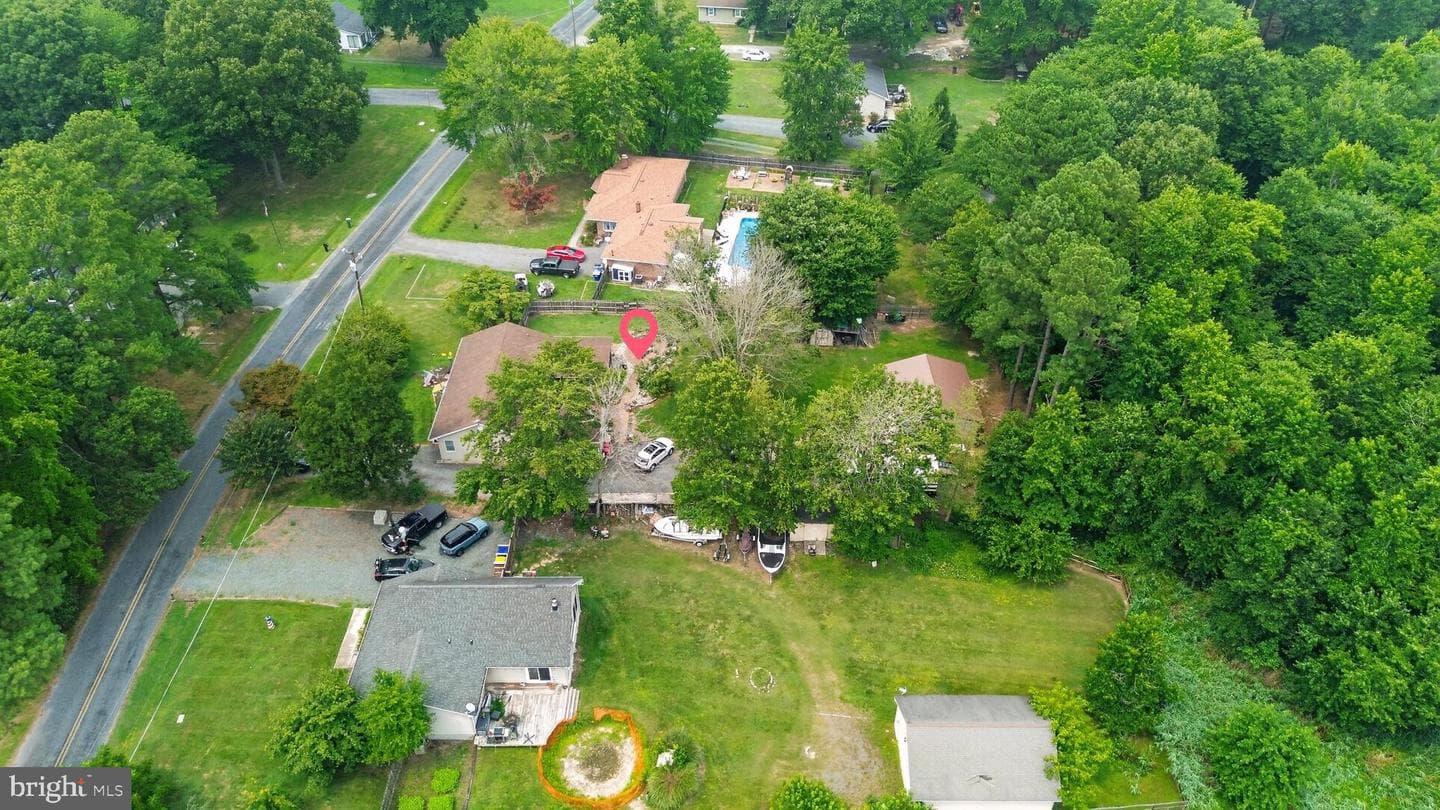 407 Sawmill Lane photo 18
