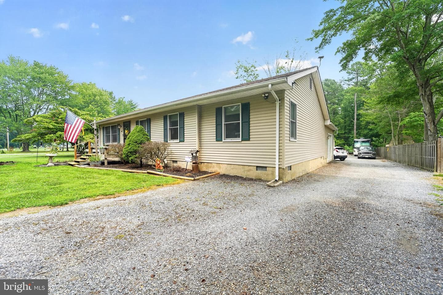 407 Sawmill Lane photo 5