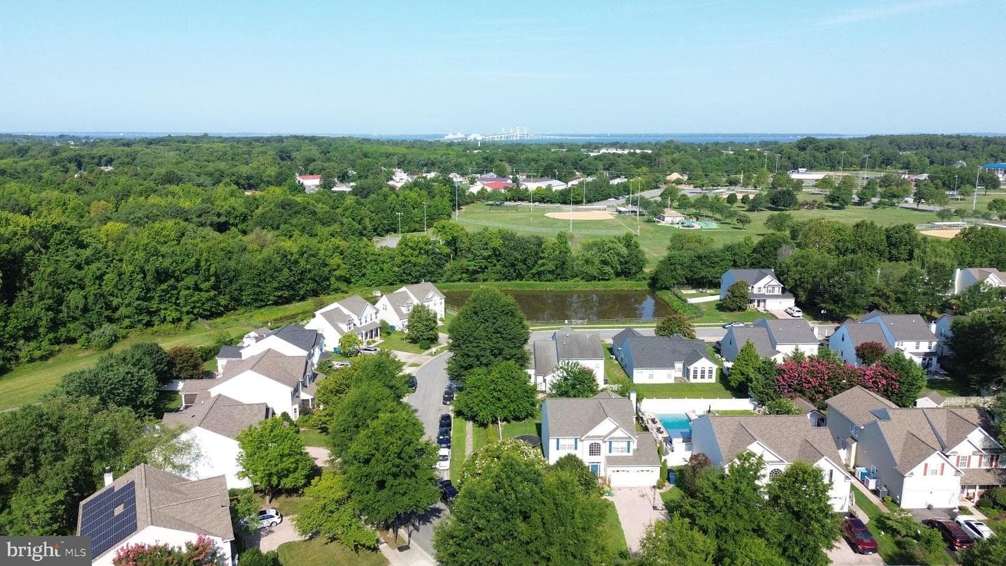 376 Web Foot Lane photo 13