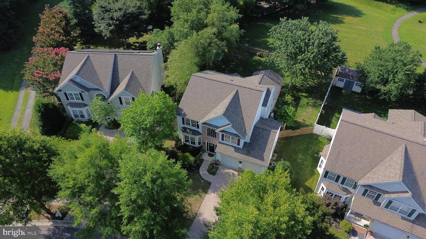 376 Web Foot Lane photo 15