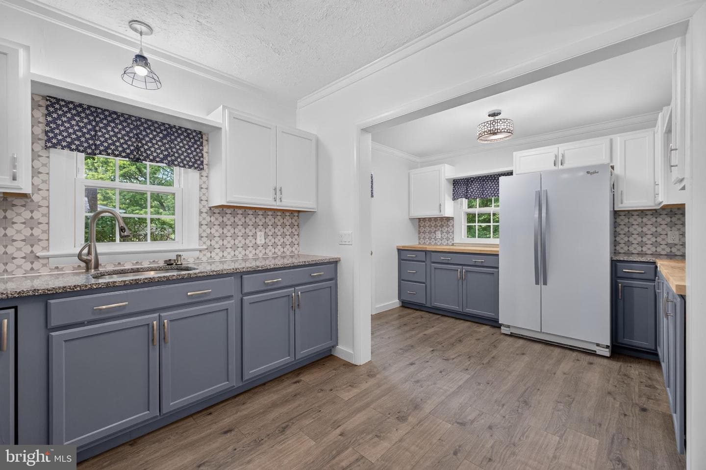 213 Elm Street photo 23
