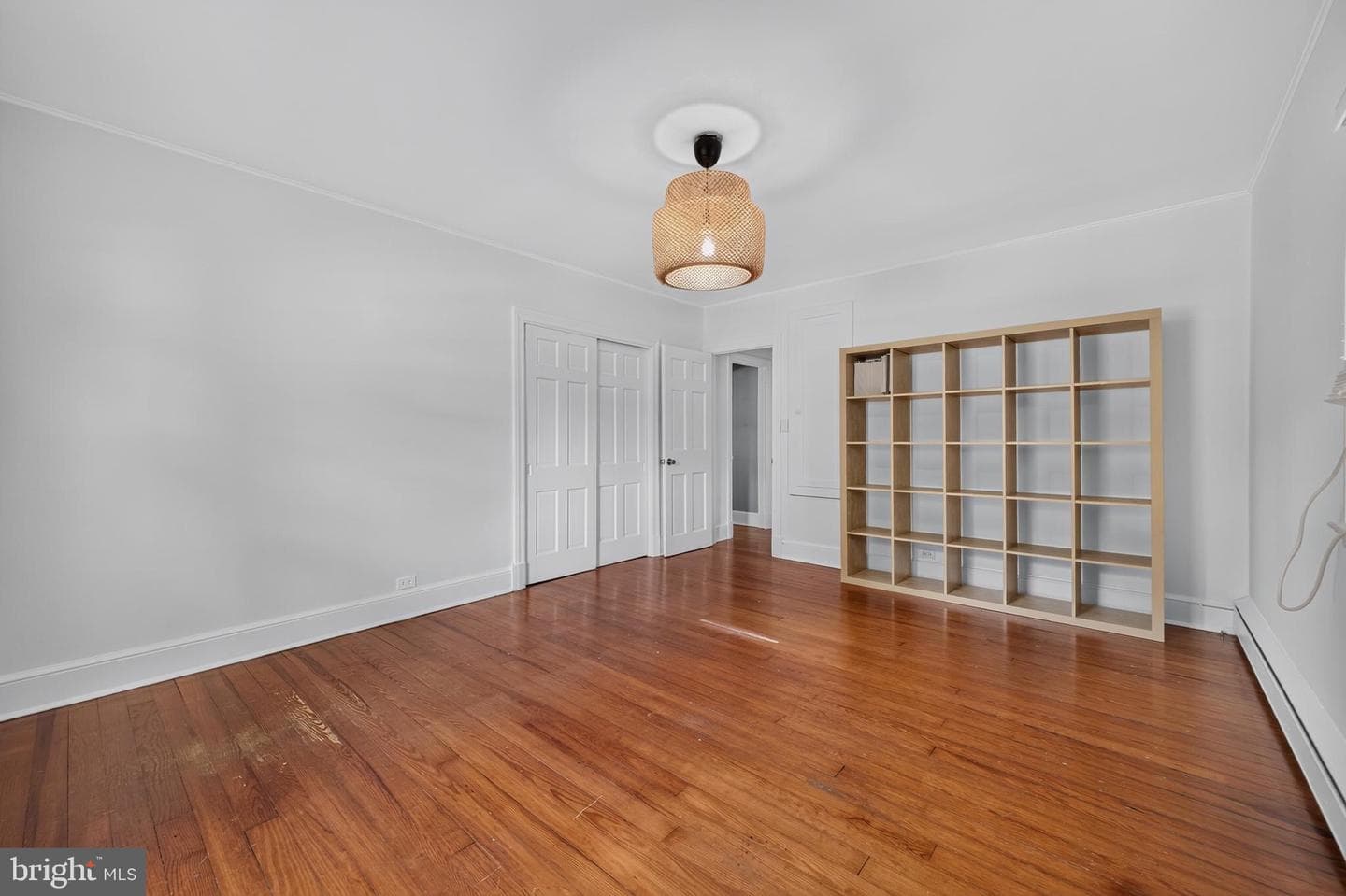 213 Elm Street photo 28