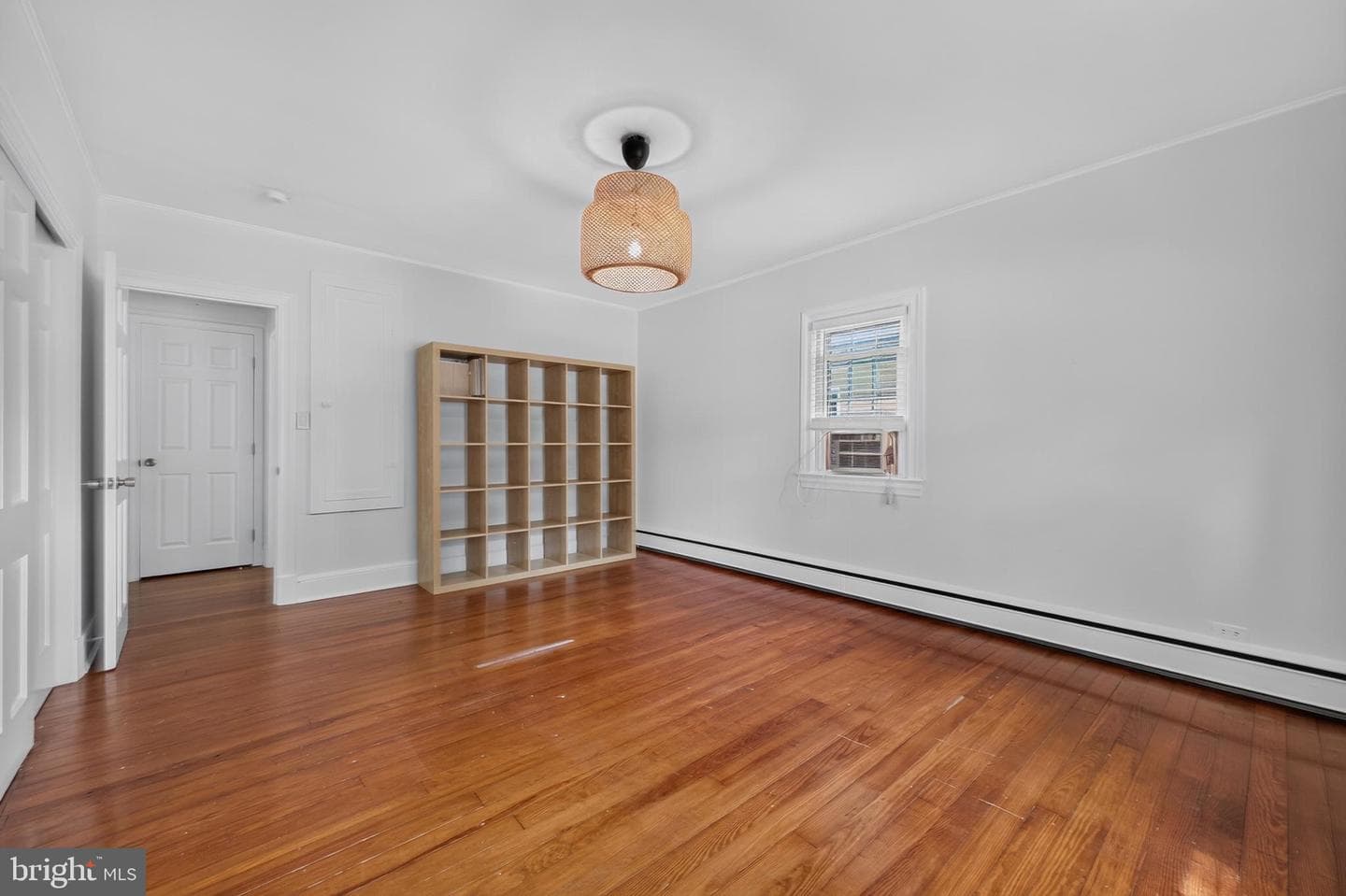 213 Elm Street photo 29