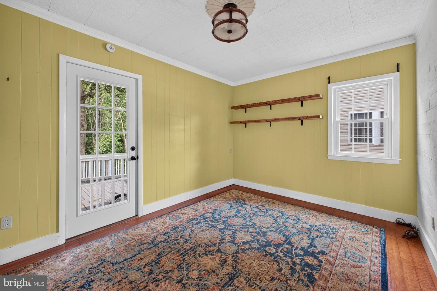 213 Elm Street photo 32