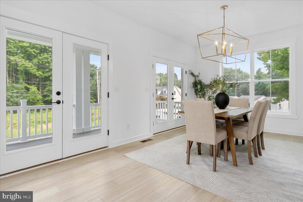 203 Riverside Drive photo 30