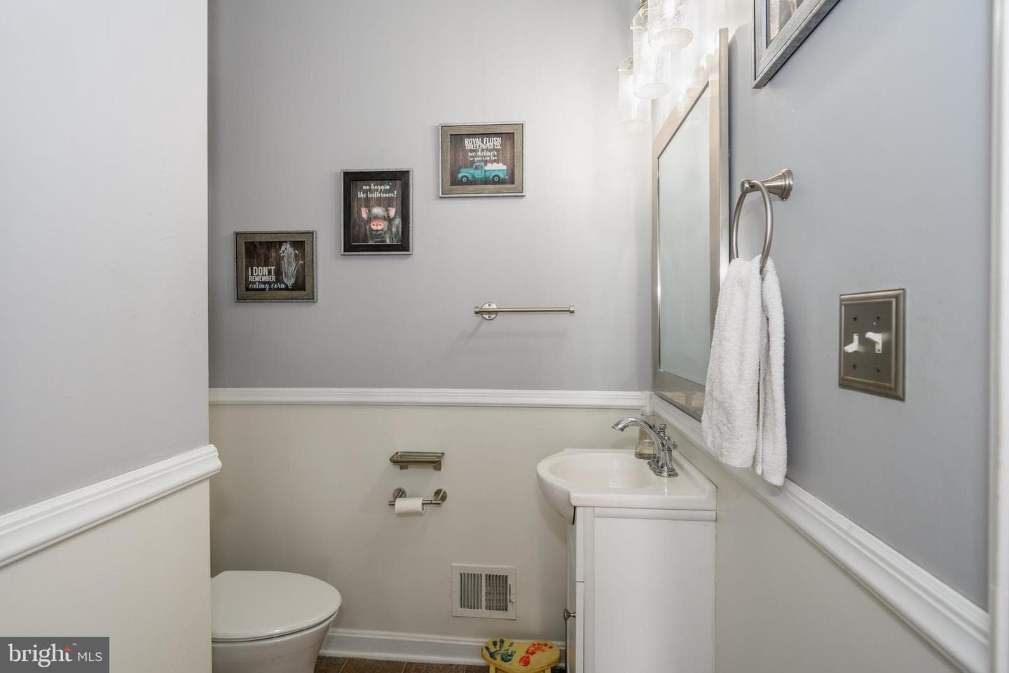 126 Meadowcroft Drive photo 23