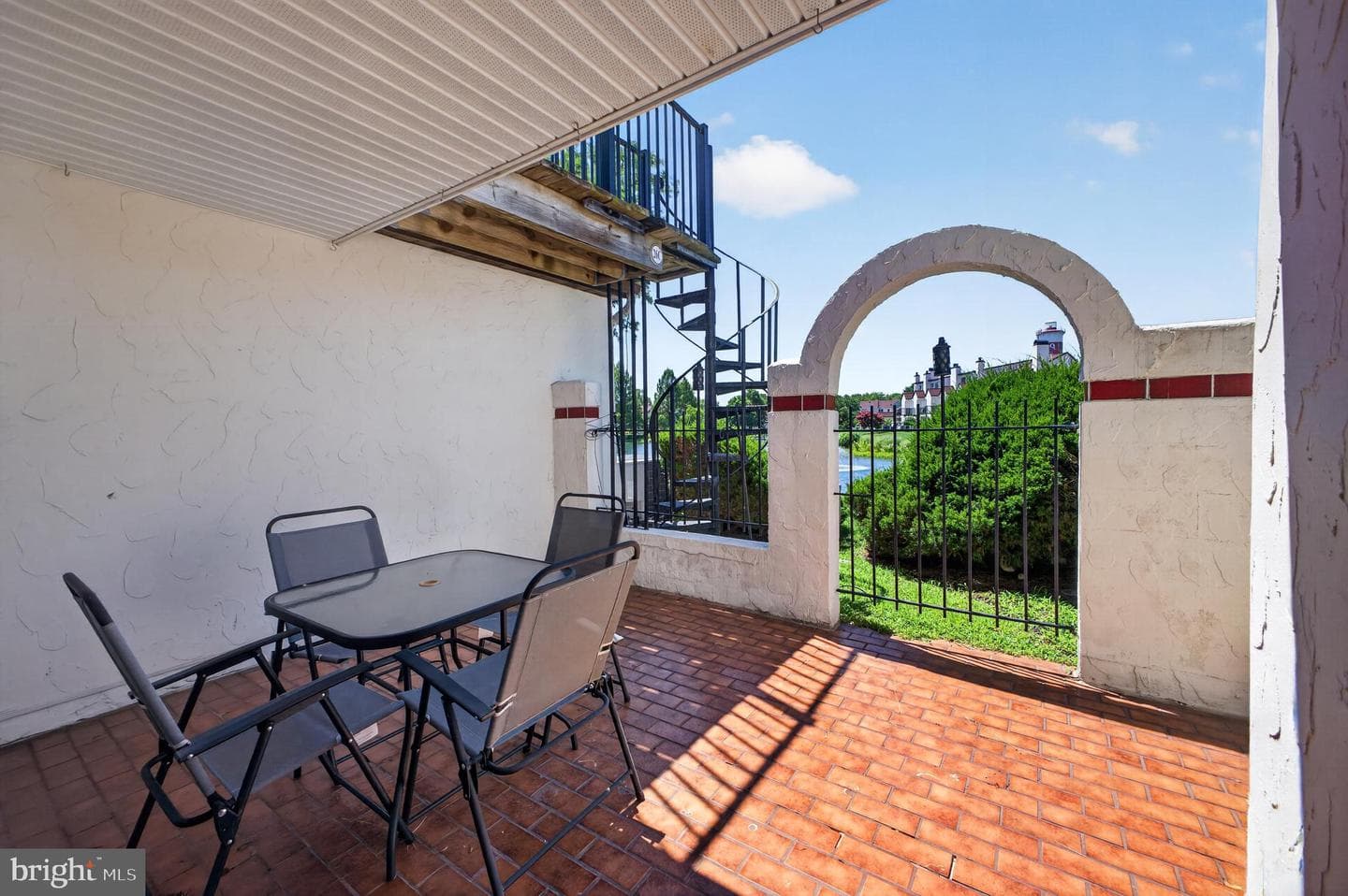 26 Queen Anne Way photo 20