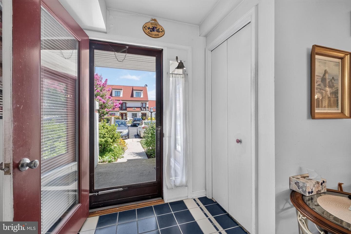 26 Queen Anne Way photo 5