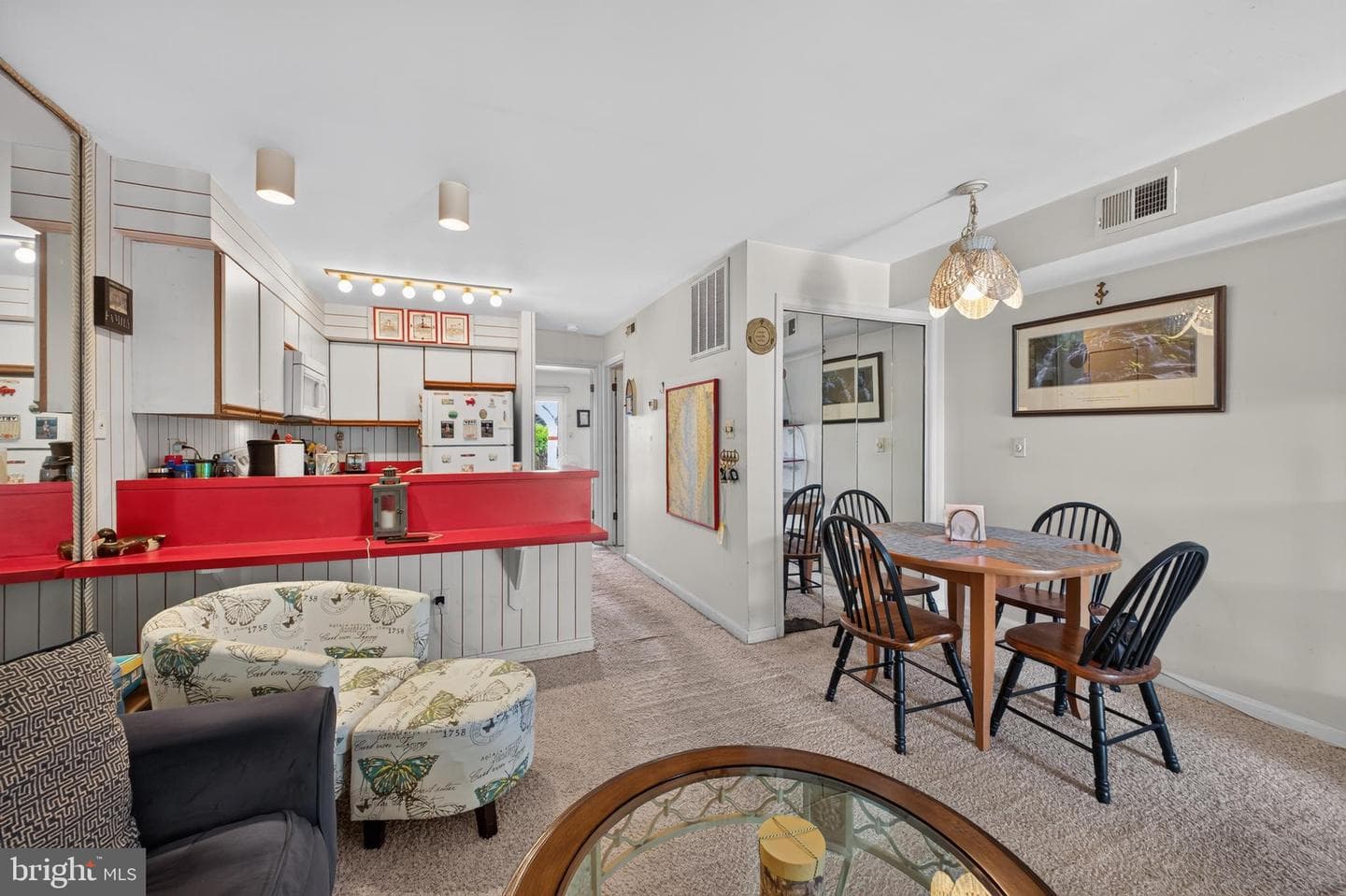 26 Queen Anne Way photo 9