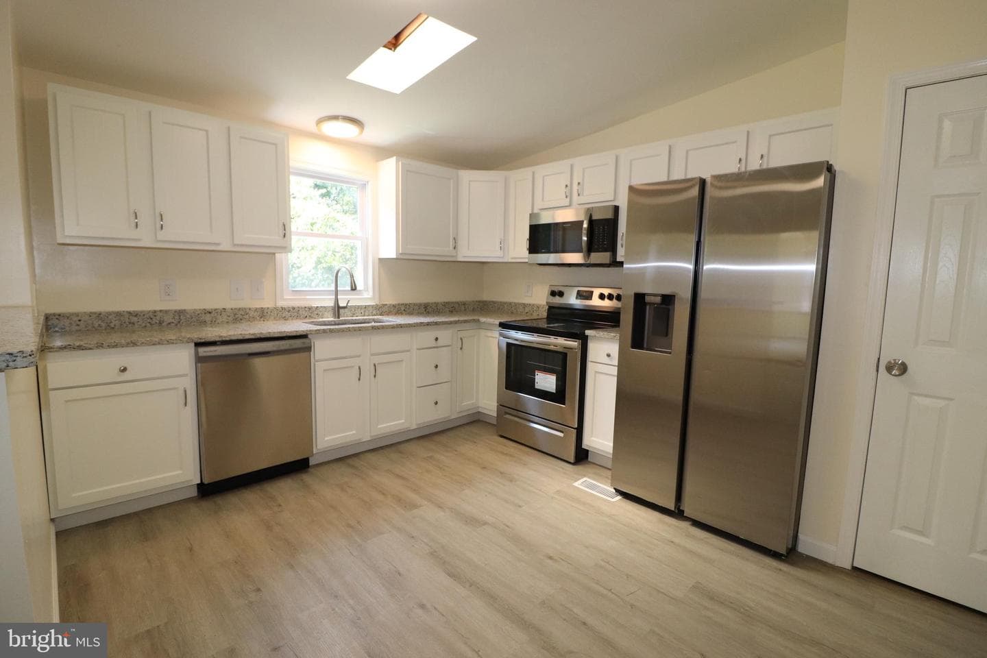 20215 Janeen Lane photo 8