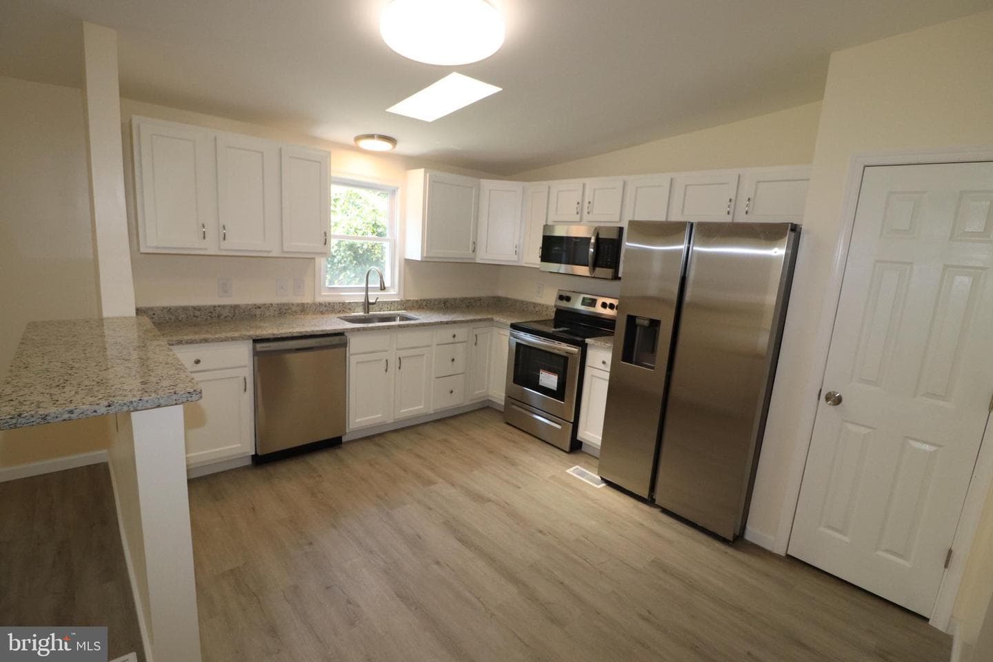 20215 Janeen Lane photo 9