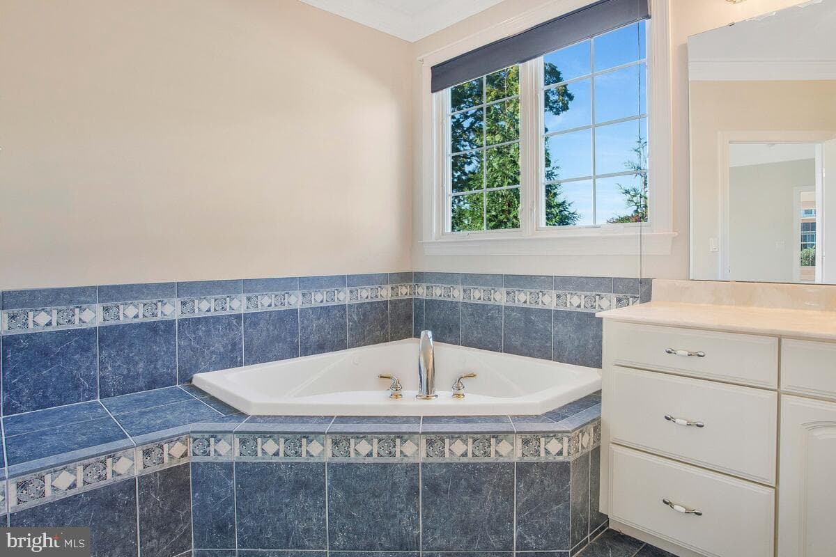 20253 Serenity Lane photo 38