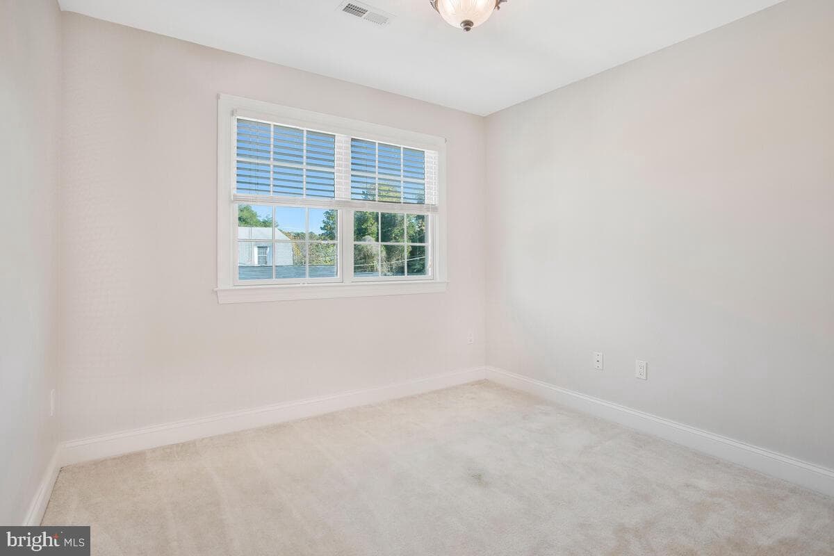 20253 Serenity Lane photo 49