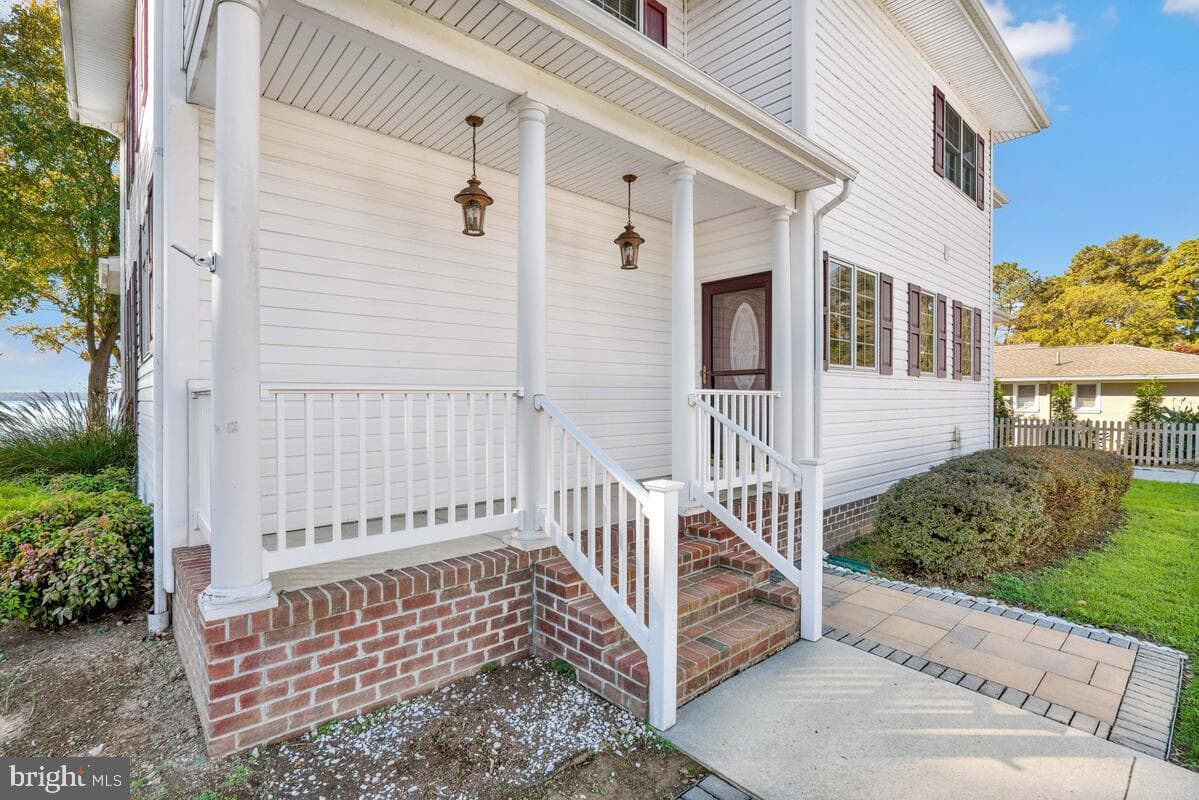 20253 Serenity Lane photo 5