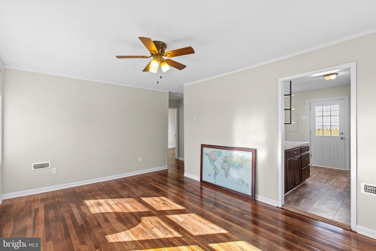 46546 Midway Drive photo 3