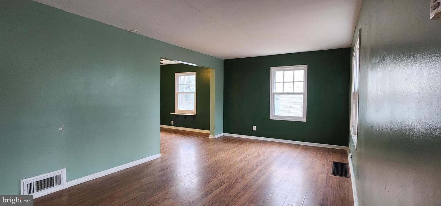 21722 Cabot Place photo 4
