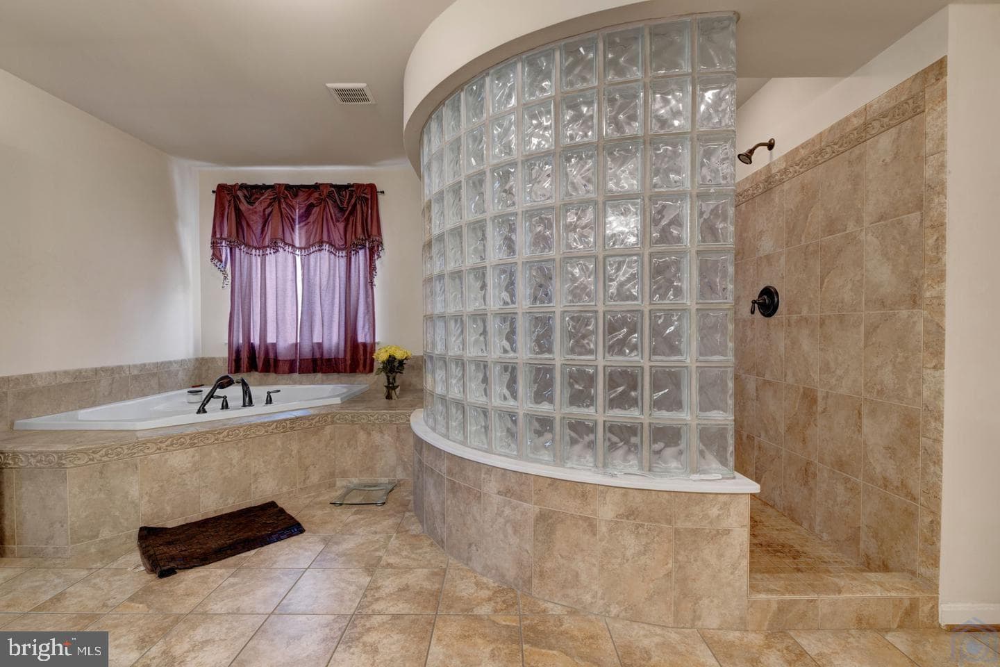 28225 Ben Oaks Drive photo 13
