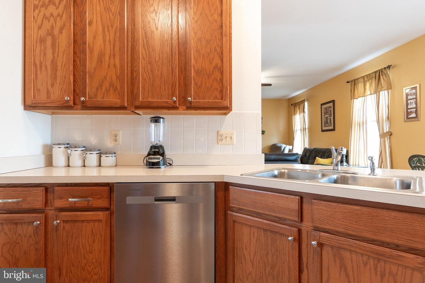 20905 Coronet Place photo 13