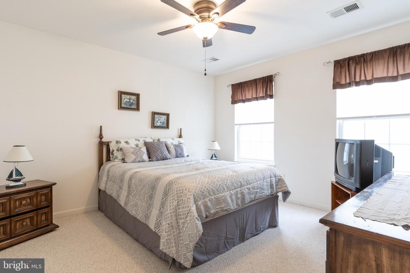 20905 Coronet Place photo 15