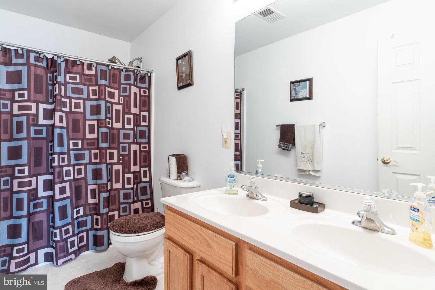 20905 Coronet Place photo 16