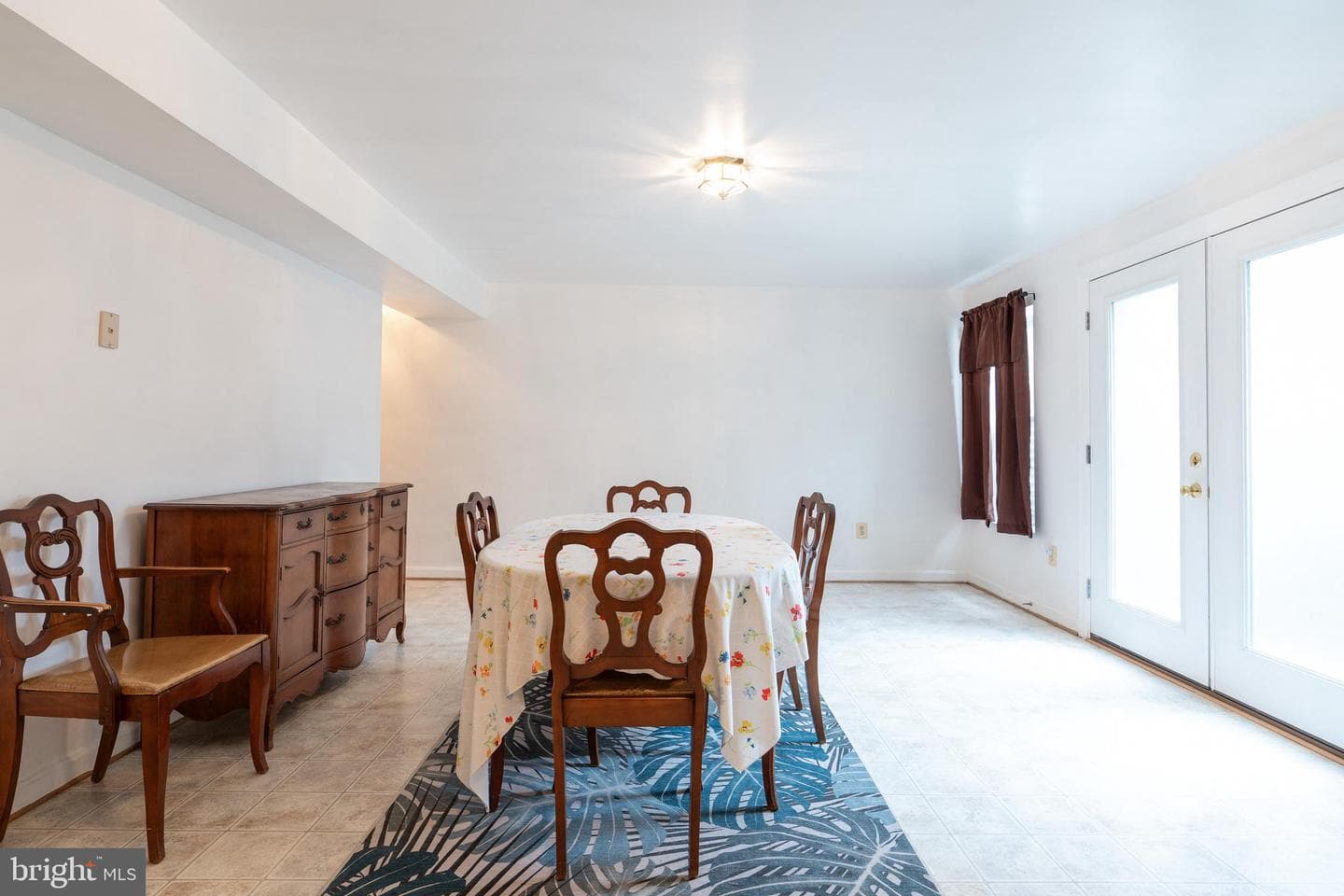 20905 Coronet Place photo 20