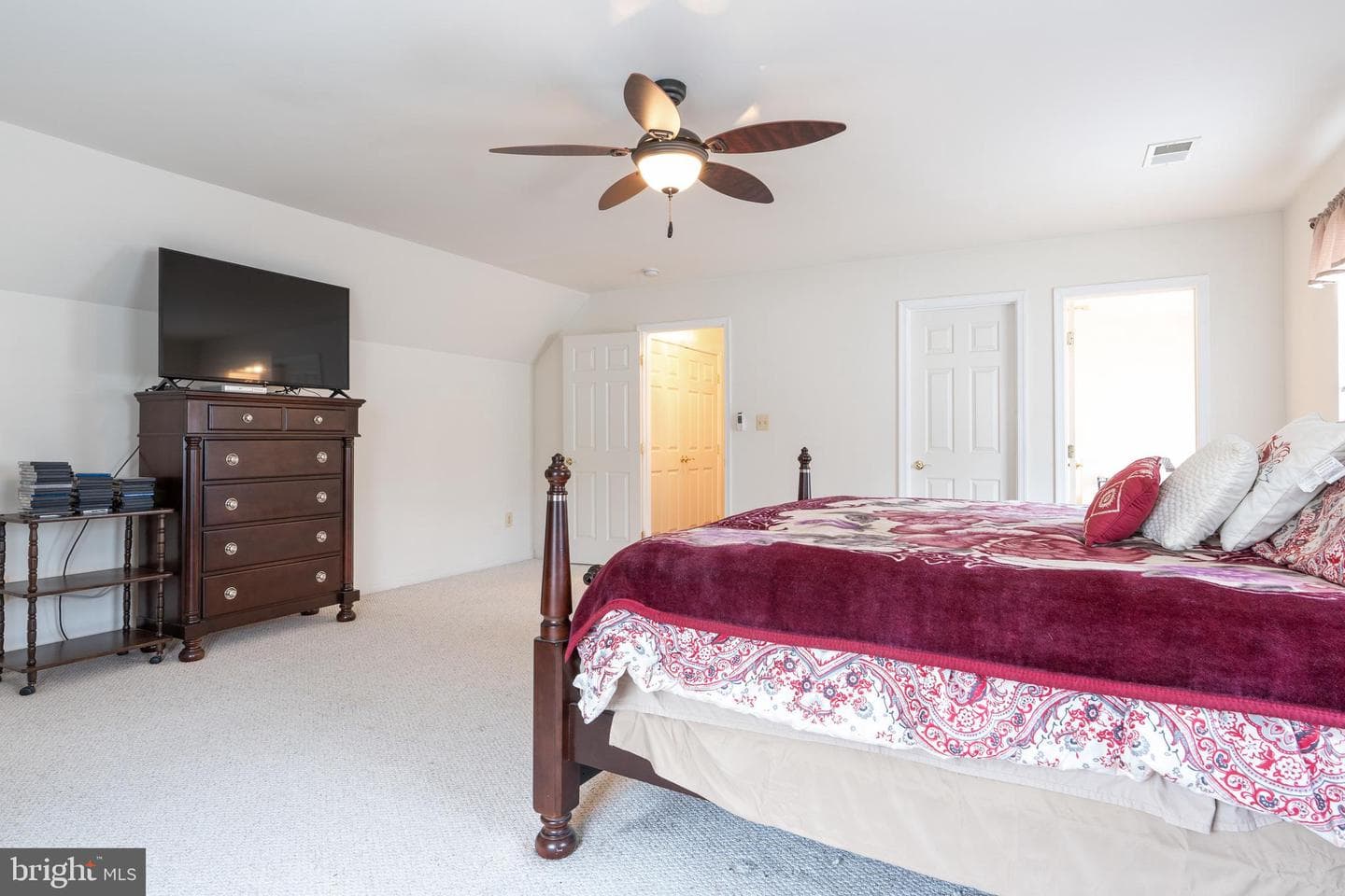 20905 Coronet Place photo 28