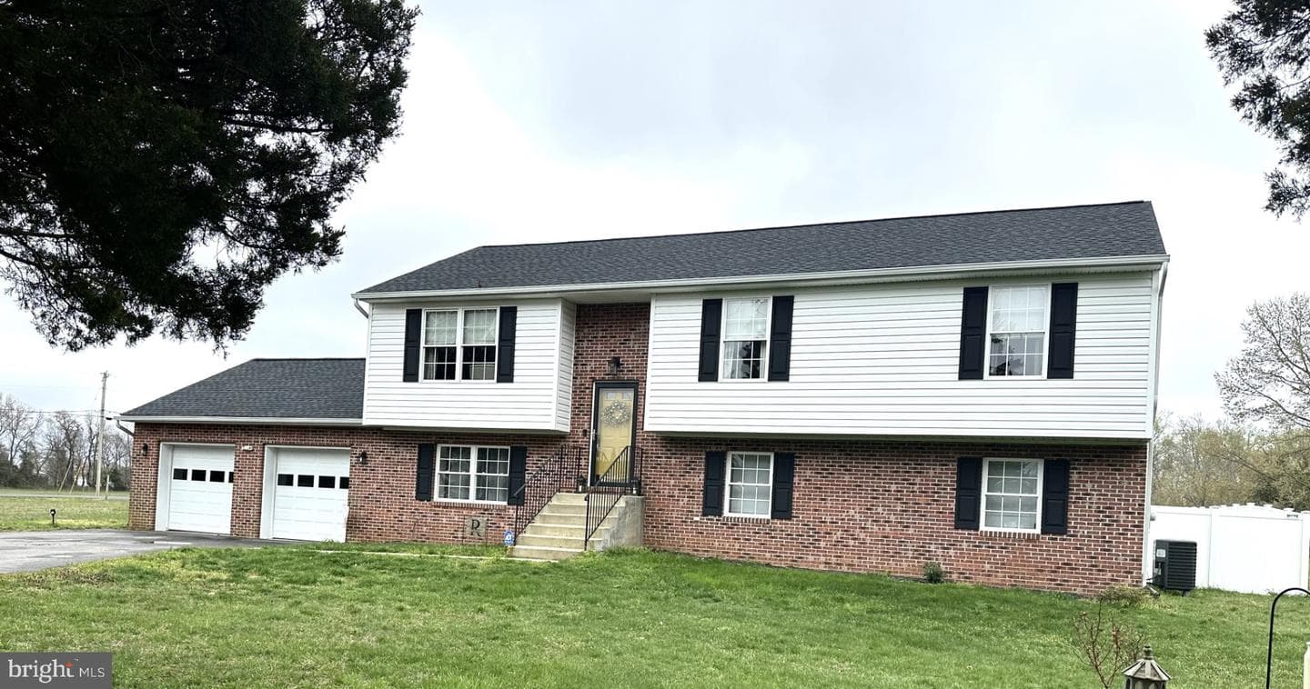 23200 Longview Boulevard photo 1