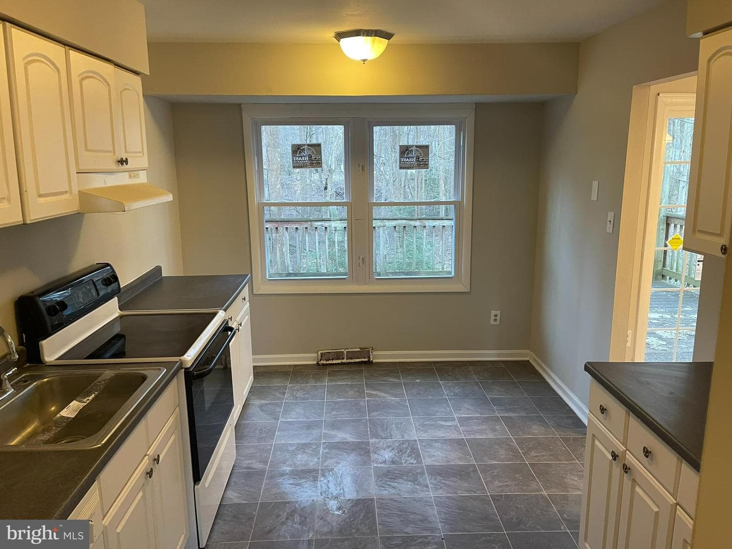 29982 Douglas Circle photo 8