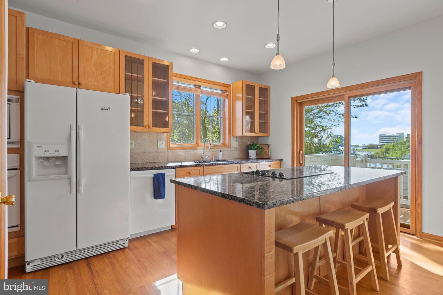 45401 Saint Georges Avenue photo 23