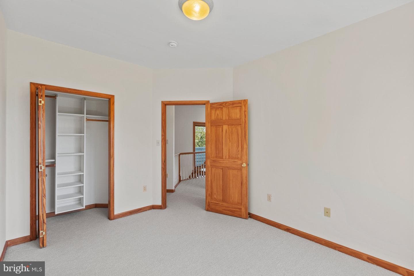 45401 Saint Georges Avenue photo 42