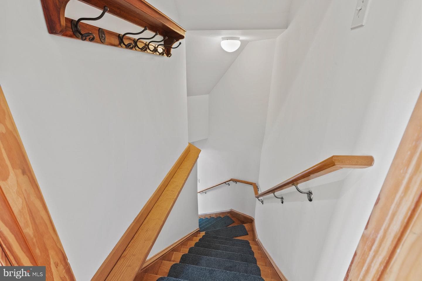 45401 Saint Georges Avenue photo 44