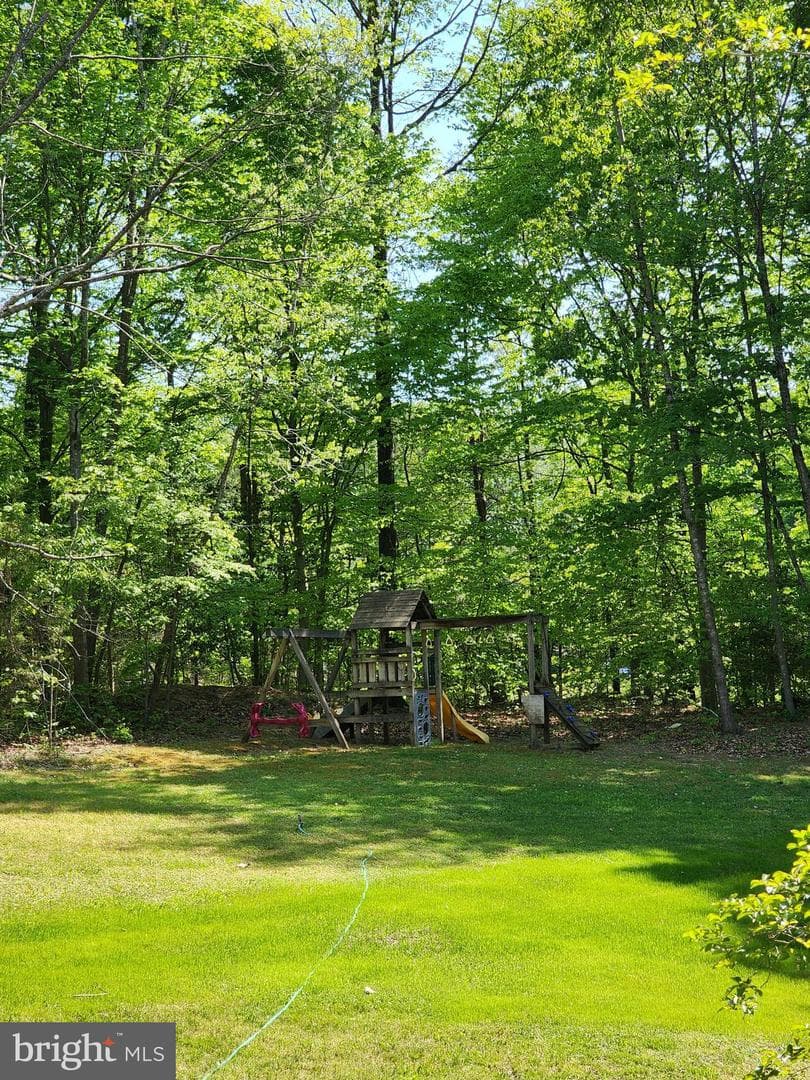 27255 Farmington Court photo 15
